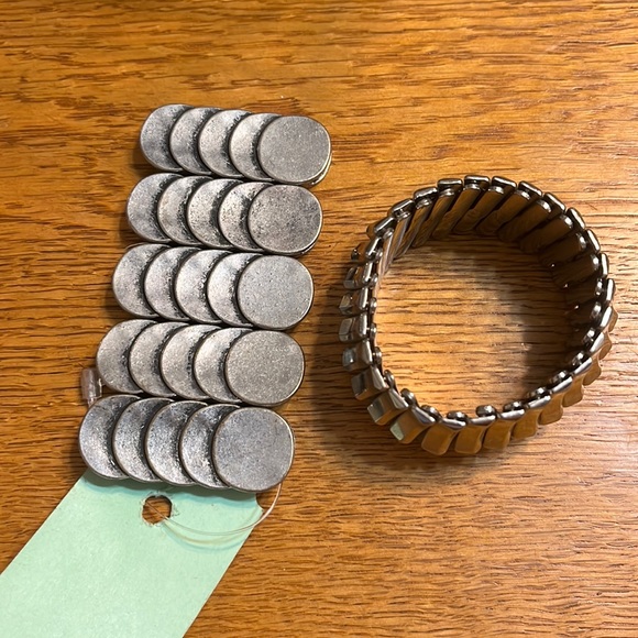 Vintage Jewelry - ✨ 3/$15 Silver Toned Bracelet Bundle